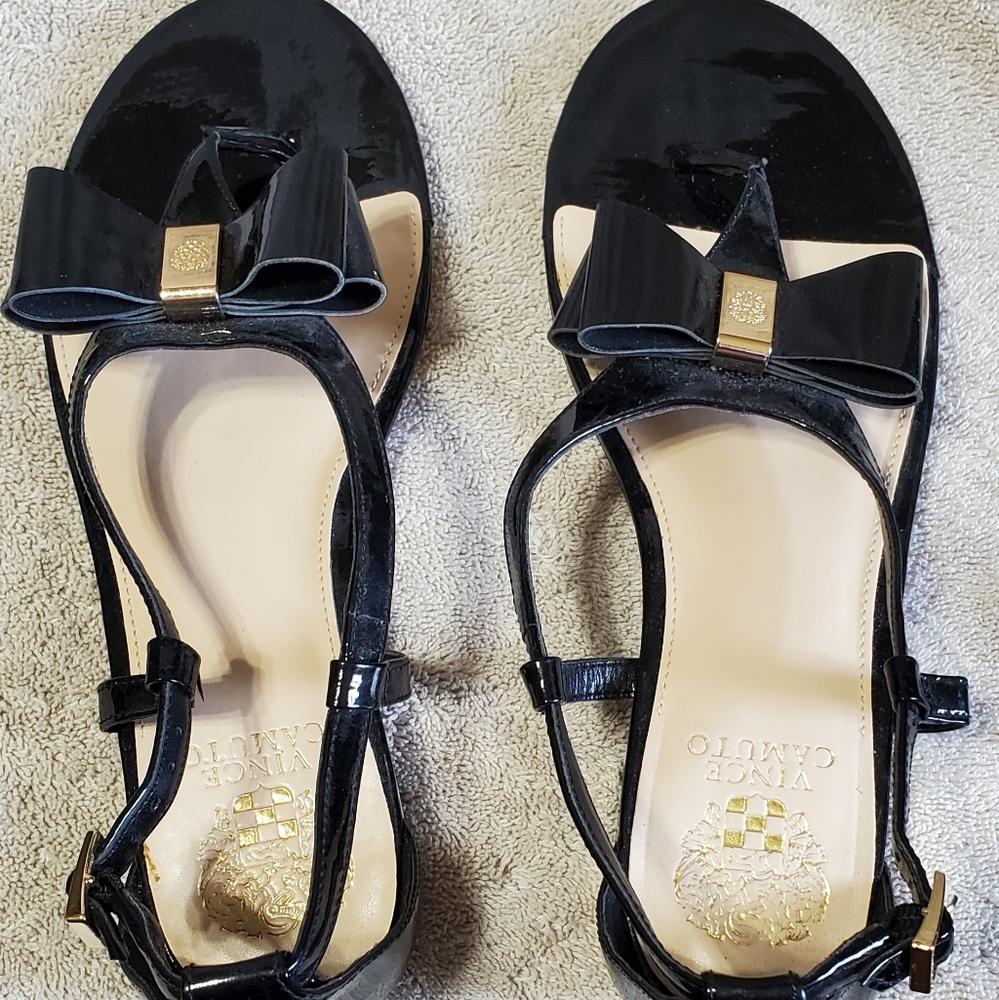 Vince Camuto  9 1/2 WIDE Sandal